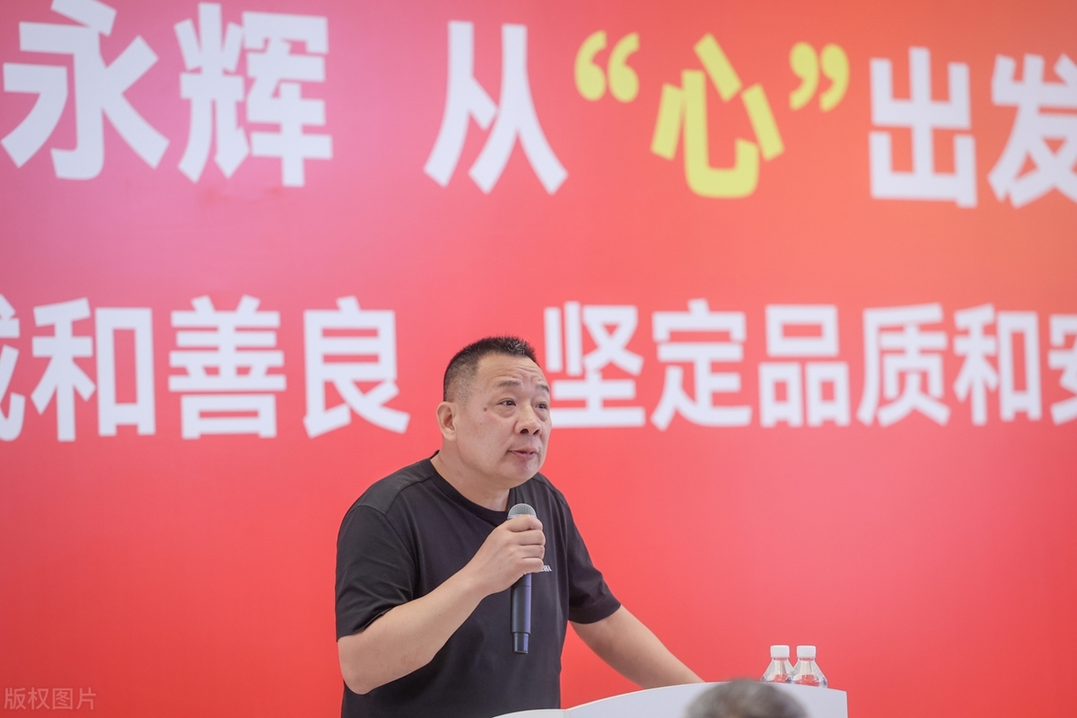 突破传统，胖东来以顾客为中心进行创新_胖东来服务营销_胖东来是如何服务顾客
