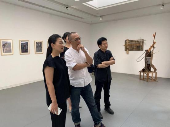 张青的艺术展览与公众反响_张青的艺术展览与公众反响_张青的艺术展览与公众反响