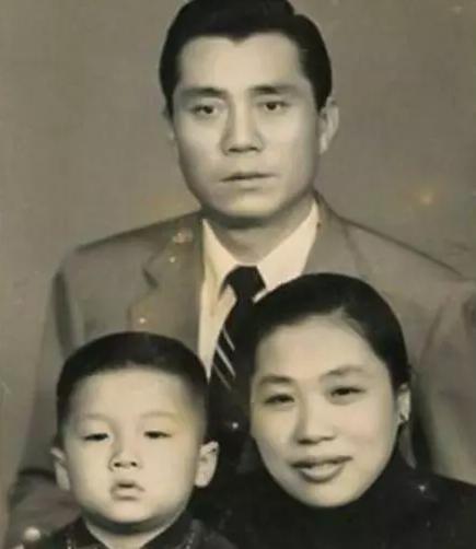 元彪的武术生涯与电影成就_武术电影生涯成就元彪是谁_武术电影生涯成就元彪在线观看