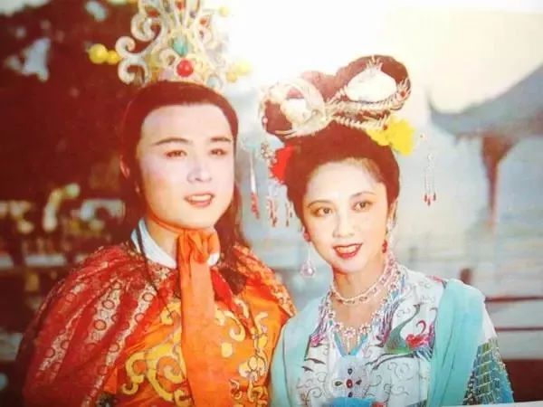 朱琳与年轻一代的艺术对话_朱琳与年轻一代的艺术对话_朱琳与年轻一代的艺术对话