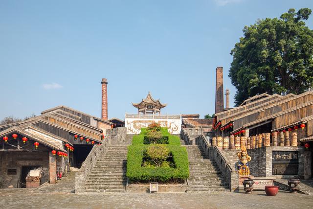 佛山如何破解文化产业高质量发展瓶颈，打造岭南文化传承领头羊？