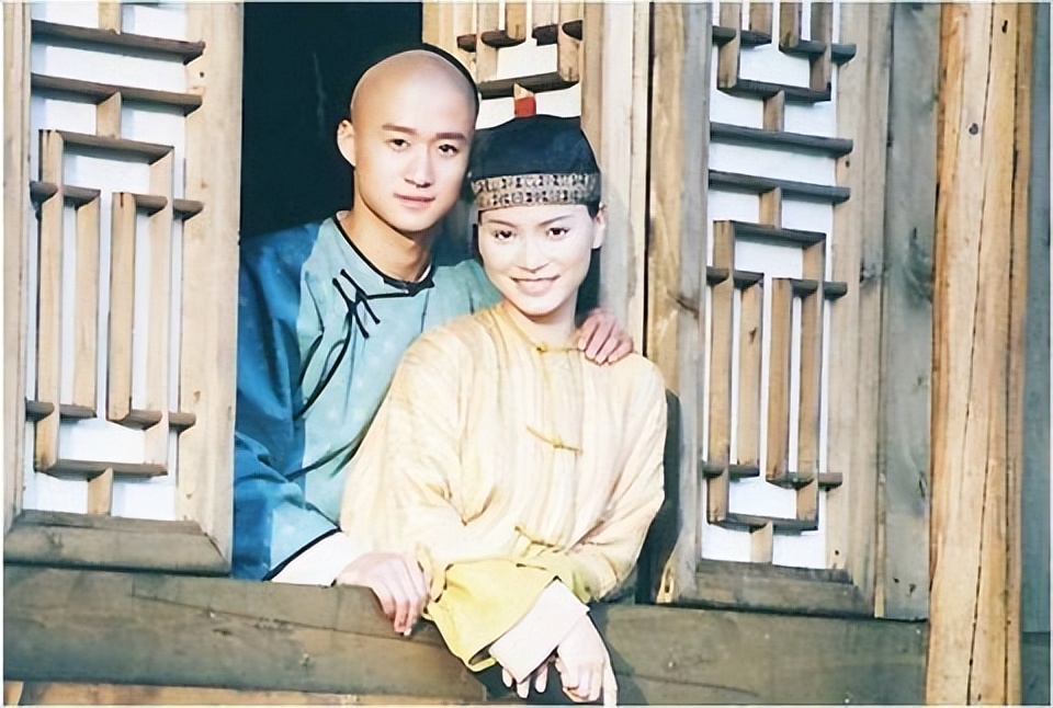 吴京经历过哪里职业_吴京的职业生涯_吴京的职业