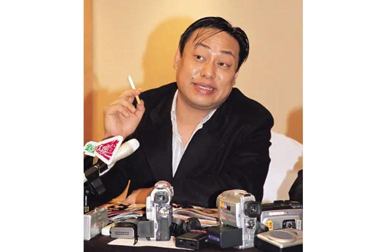 吴京的职业生涯_吴京经历过哪里职业_吴京的职业