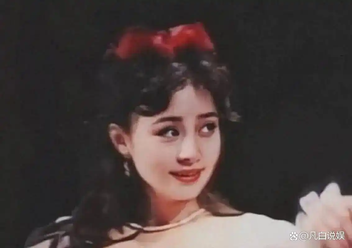 利智这段表演让人移不开眼_利智舞姿_利智的多才多艺与表演风格