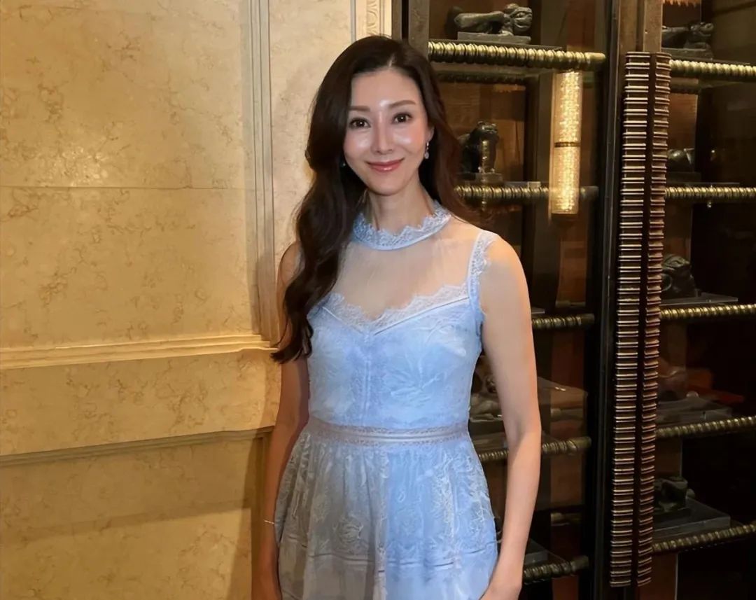 周慧敏的爱情故事_周慧敏的情感生活与故事分享_周慧敏人生经历