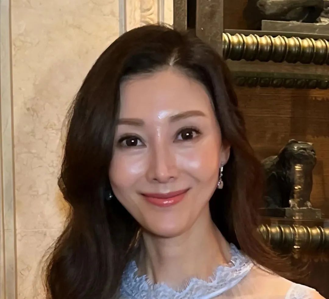 周慧敏人生经历_周慧敏的爱情故事_周慧敏的情感生活与故事分享