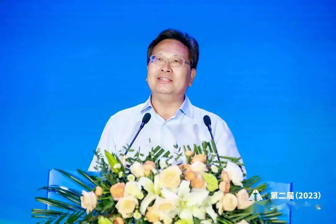 品牌定位逻辑思路_逻辑思维品牌的自我定位_秦英林的品牌逻辑与市场定位