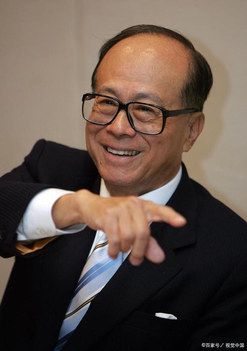李嘉诚在香港囤了多少地_李嘉诚刚到香港_从香港到全球：李嘉诚的商业帝国