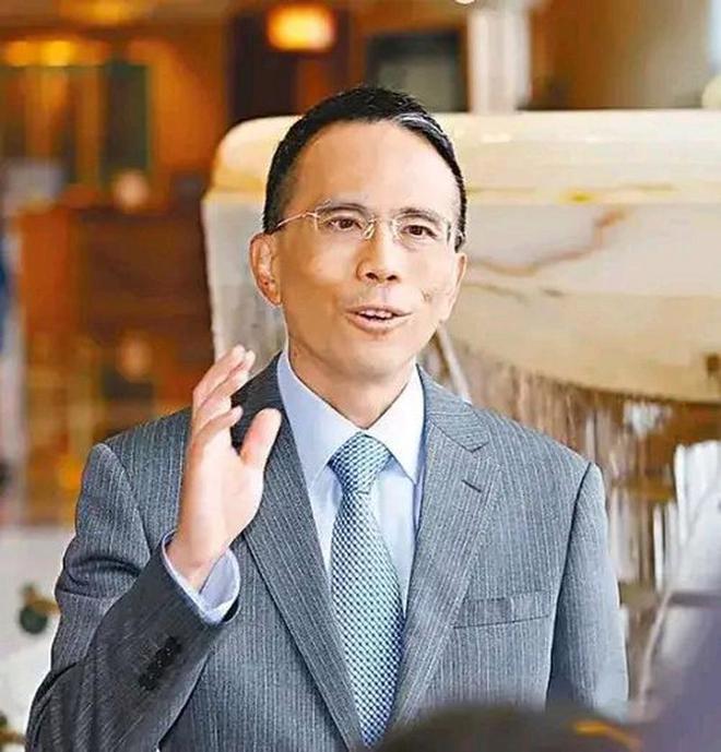 李嘉诚在香港囤了多少地_李嘉诚刚到香港_从香港到全球：李嘉诚的商业帝国