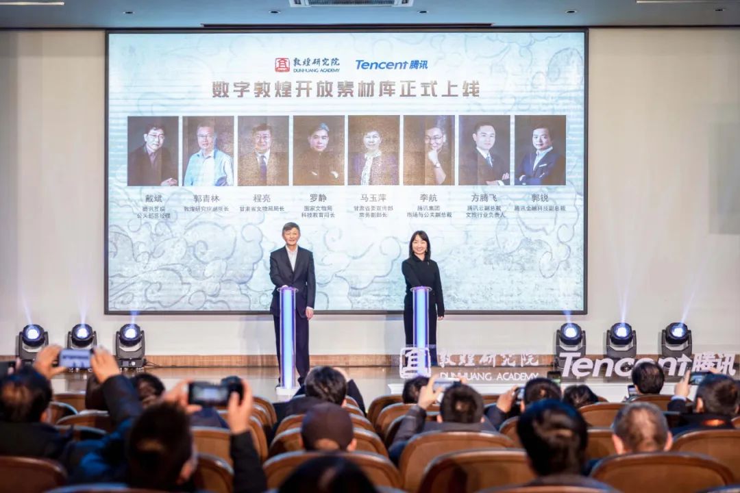 数字化背景下的传媒产业融合_NFT与文化产业的融合：数字资产如何推动文化传播_文化产业与数字化融合