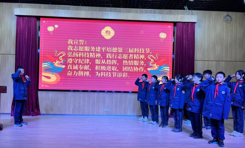 无人机集体表演_无人机表演的主题与创新设计_无人机创意表演