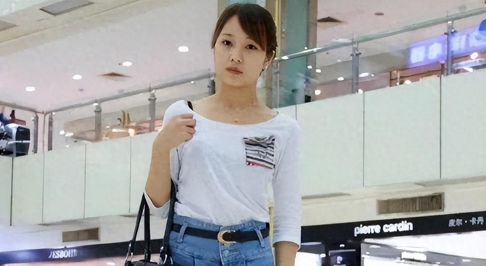 情感爱情故事利智生活免费观看_利智的恋爱生活_利智的情感生活与爱情故事