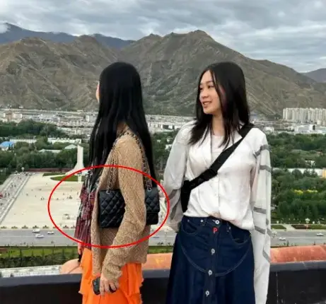 利智的情感生活与爱情故事_情感爱情故事利智生活免费观看_利智的感情生活
