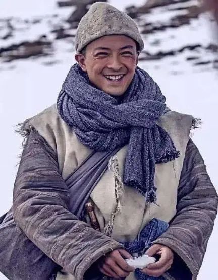 电影演员金巧巧_从电影到舞台：金巧巧的演绎生涯_金巧巧初舞台