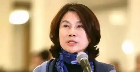 董明珠遭停职审查，格力电器的应对举措及其对市场的启示_格力电器内部监督_2016年格力电器议案未通过