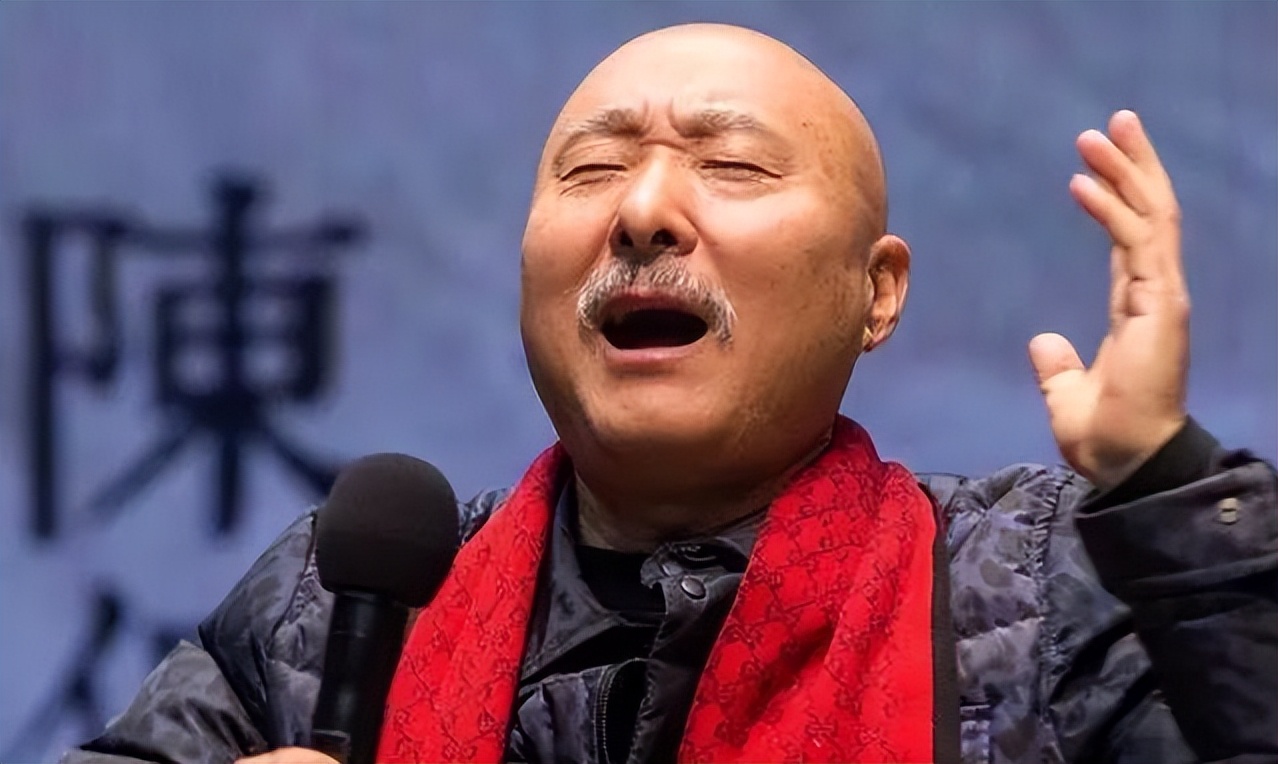 周星驰的经典舞台表演与风采_周星驰现场表演_周星驰出场晚会视频