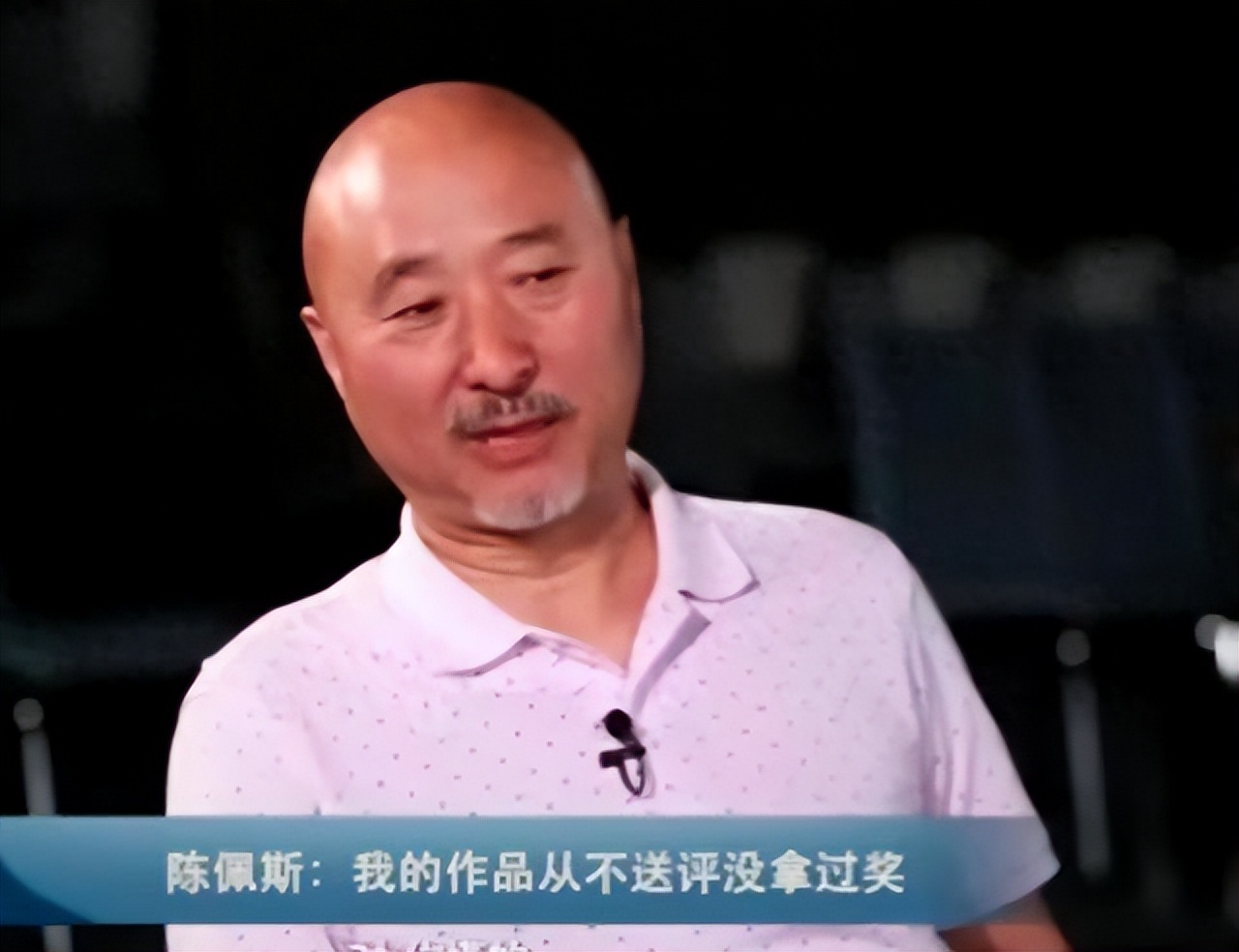 周星驰的经典舞台表演与风采_周星驰出场晚会视频_周星驰现场表演