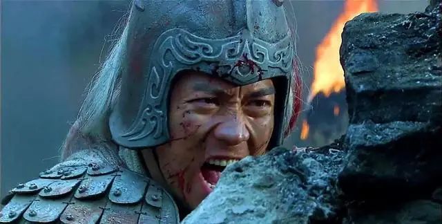 黄忠的忠诚与军事成就_黄忠成名之战是哪一场战役_黄忠军事能力