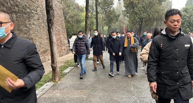 王健林竞争对手_王健林的品牌思维_王健林的品牌战略与市场定位
