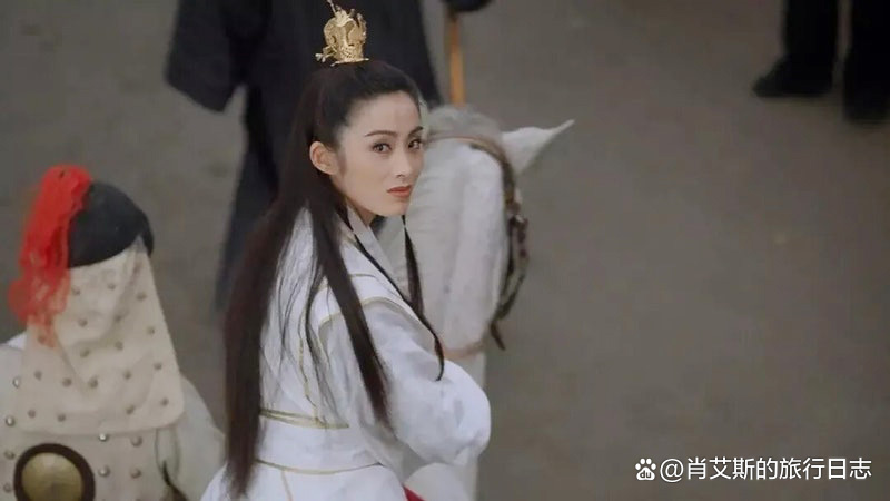 张敏清迈野生捕获，瘦到脱相引关注，香港绝色美女四大经典瞬间回顾